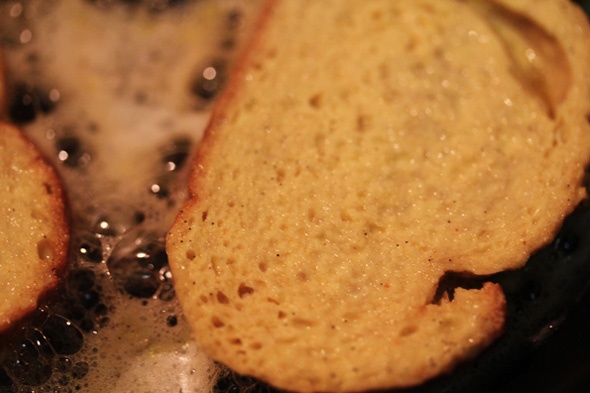 Sugar-crusted Vanilla Bean & Cinnamon French Toast