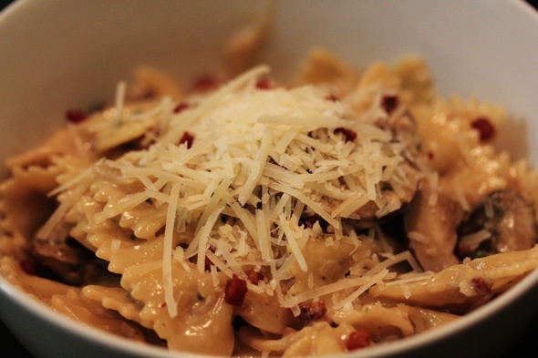 Pasta with Mushrooms, Pancetta & Sage