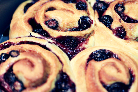 Lemon Glazed Blueberry Cinnamon Rolls