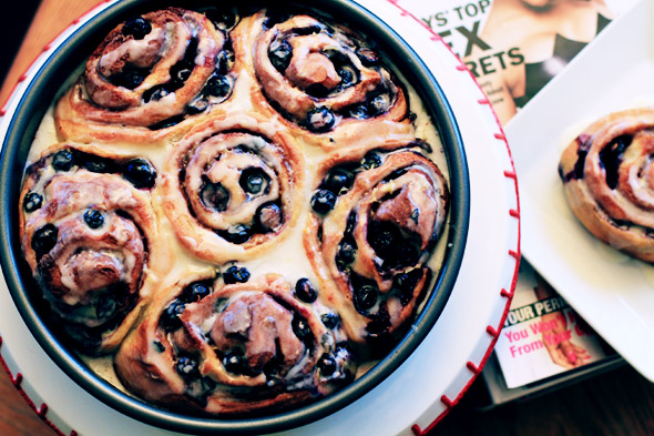 Lemon Glazed Blueberry Cinnamon Rolls