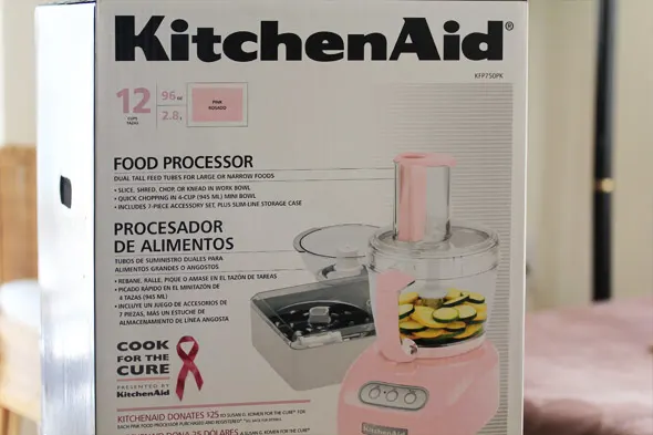 Hot Pink kitchen-aid stand mixerARE YOU KIDDING ME?? L-O-V-E