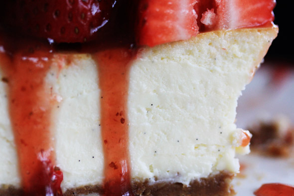 Vanilla Bean Cheesecake with Fresh Strawberries