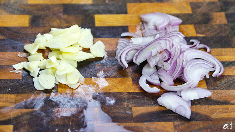 sliced garlic and shallots
