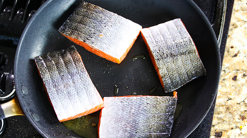 garlic and ginger soy glazed salmon bowl