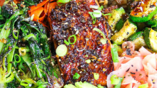 Salmonbowl Featured