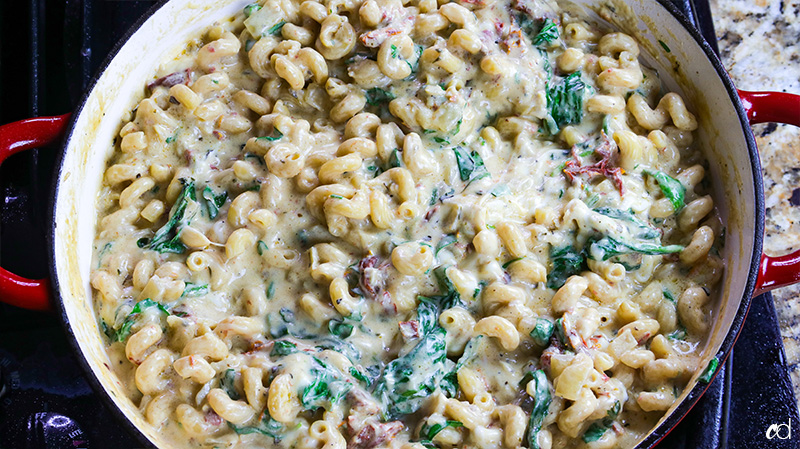 Garlic Tuscan Chicken Pasta