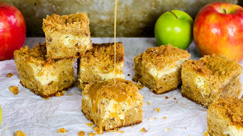 Dutch Apple Cheesecake Blondies