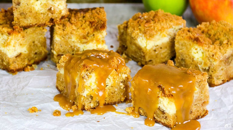 Dutch Apple Cheesecake Blondies