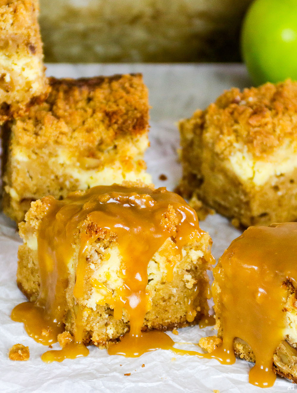 Dutch Apple Cheesecake Blondies