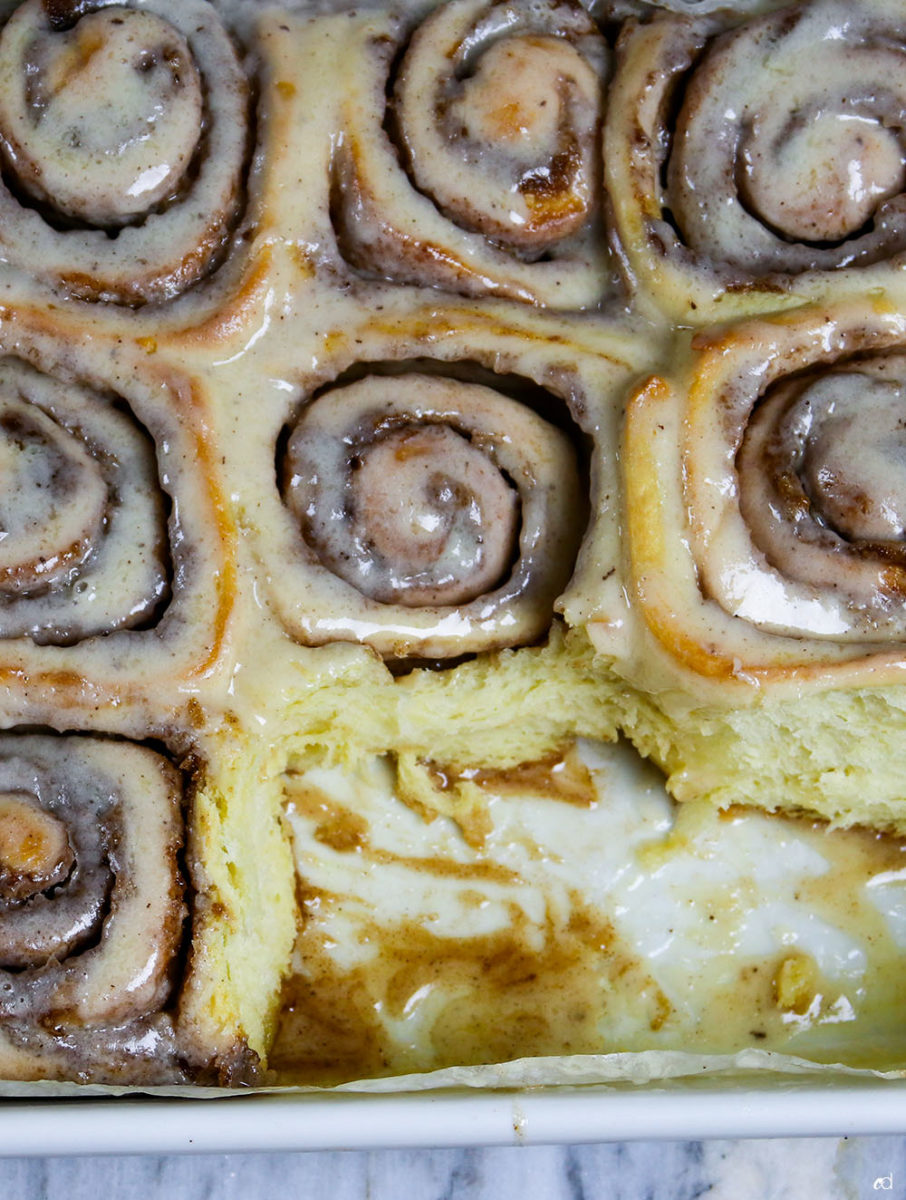 Brown Butter Cinnamon Rolls Featured2