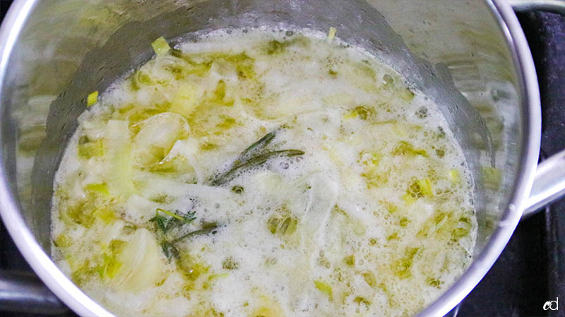 Garlic and Leek Creme Fraiche Mashed Potatoes