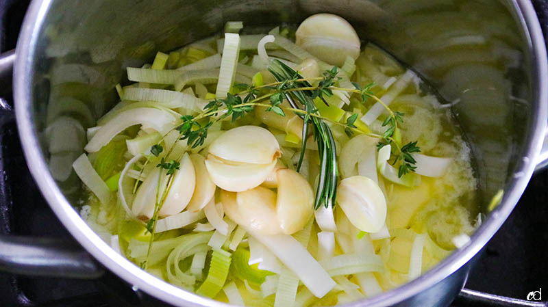 Garlic and Leek Creme Fraiche Mashed Potatoes