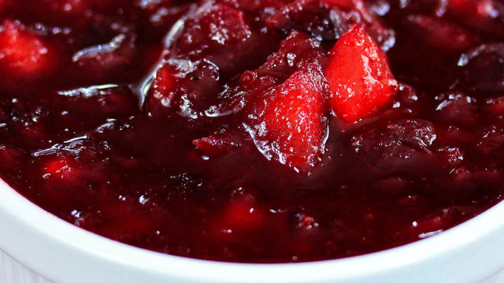 maple-cider honeycrisp cranberry sauce