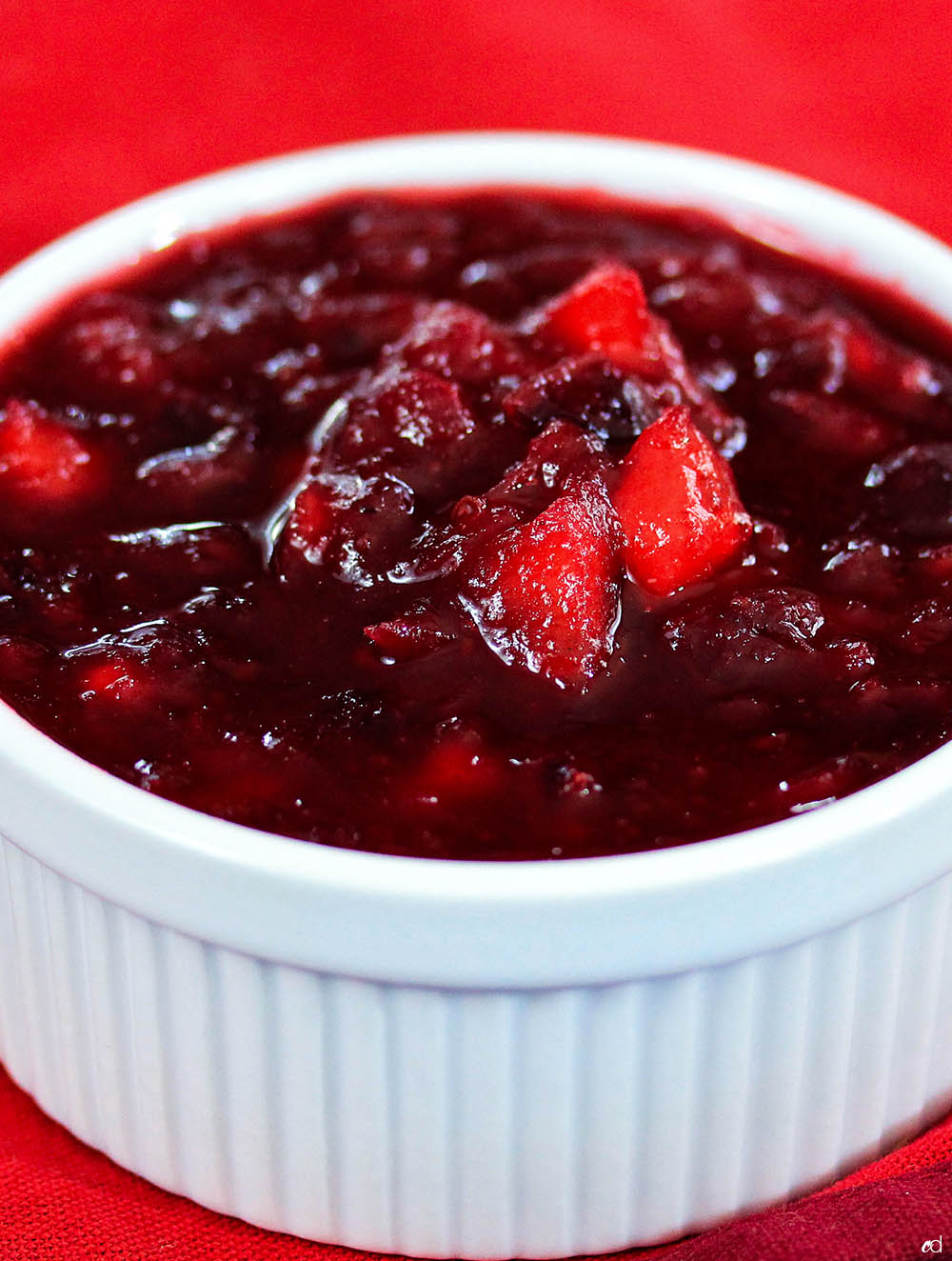 maple-cider honeycrisp cranberry sauce