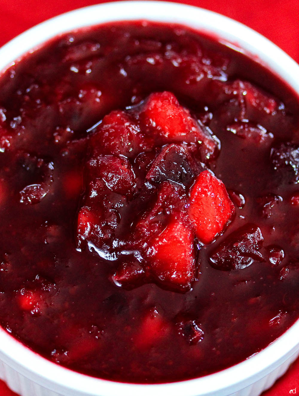 maple-cider honeycrisp cranberry sauce