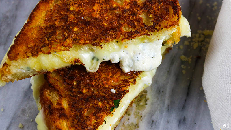 Roasted Garlic Tomato Basil Soup with Ricotta Grilled Cheese