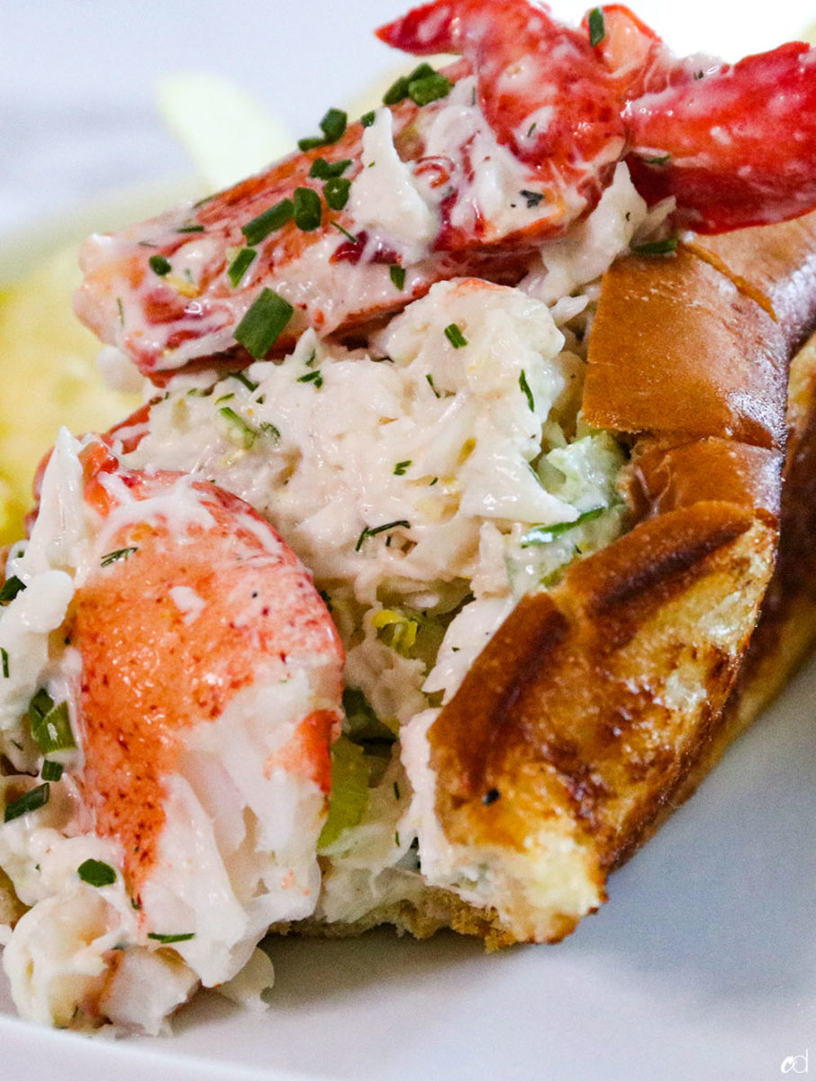 Crab And Lobster Seafood Rolls